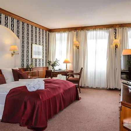 Hotel Akzent Goldner Hirsch Kamenec