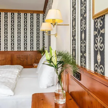 Akzent Goldner Hirsch Отель