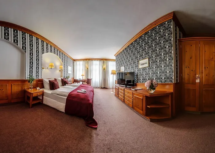 Akzent Goldner Hirsch קאמנץ