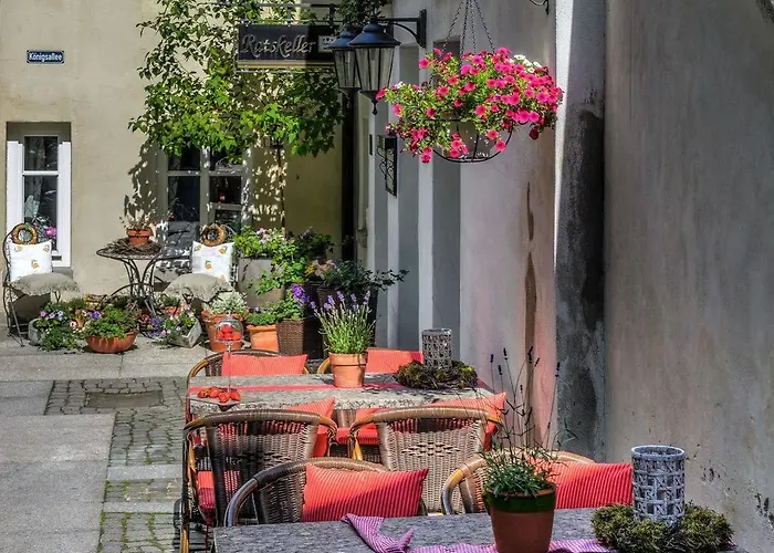 Ξενοδοχείο Akzent Goldner Hirsch 4*